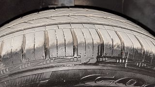 Used 2014 Hyundai Xcent [2014-2017] S (O) Diesel Diesel Manual tyres RIGHT FRONT TYRE TREAD VIEW