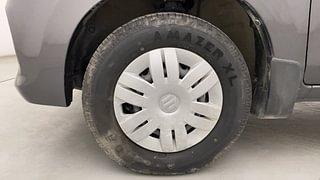 Used 2017 Maruti Suzuki Alto 800 [2016-2019] Lxi Petrol Manual tyres LEFT FRONT TYRE RIM VIEW