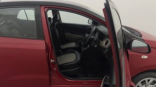 Used 2017 Hyundai Grand i10 [2017-2020] Magna AT 1.2 Kappa VTVT Petrol Automatic interior RIGHT SIDE FRONT DOOR CABIN VIEW