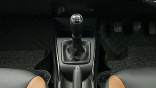 Used 2022 Toyota Glanza V Petrol Manual interior GEAR  KNOB VIEW