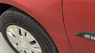 Used 2013 Maruti Suzuki Swift [2011-2017] VXi Petrol Manual dents MINOR DENT