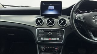 Used 2019 Mercedes-Benz GLA [2017-2020] 200 Urban Edition Petrol Automatic interior MUSIC SYSTEM & AC CONTROL VIEW