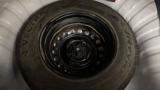 Used 2014 Nissan Micra Active [2012-2020] XV Petrol Manual tyres SPARE TYRE VIEW
