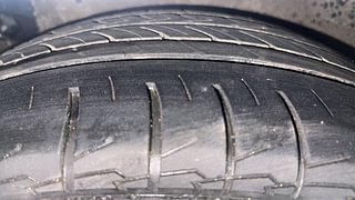 Used 2012 Hyundai Verna [2011-2015] Fluidic 1.6 CRDi SX Opt AT Diesel Automatic tyres RIGHT REAR TYRE TREAD VIEW