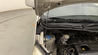 Used 2015 Maruti Suzuki Wagon R 1.0 [2010-2019] VXi Petrol Manual engine ENGINE RIGHT SIDE HINGE & APRON VIEW