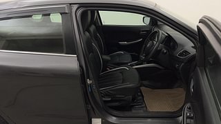 Used 2018 Maruti Suzuki Baleno [2015-2019] Alpha AT Petrol Petrol Automatic interior RIGHT SIDE FRONT DOOR CABIN VIEW