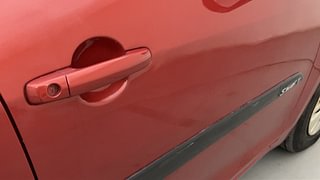 Used 2013 Maruti Suzuki Swift [2011-2017] VXi Petrol Manual dents MINOR SCRATCH