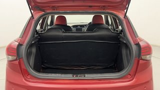 Used 2018 Hyundai Elite i20 [2014-2018] Asta 1.2 Petrol Manual interior DICKY INSIDE VIEW