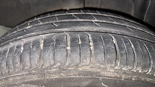 Used 2021 Renault Triber RXZ Petrol Manual tyres RIGHT REAR TYRE TREAD VIEW