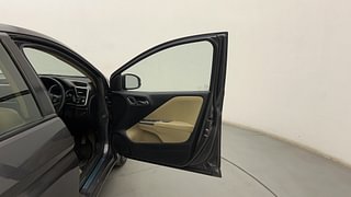 Used 2017 Honda City [2017-2020] ZX CVT Petrol Automatic interior RIGHT FRONT DOOR OPEN VIEW