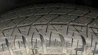 Used 2016 Maruti Suzuki Swift [2011-2017] VXi Petrol Manual tyres LEFT REAR TYRE TREAD VIEW