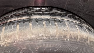 Used 2014 Hyundai Xcent [2014-2017] S (O) Diesel Diesel Manual tyres RIGHT REAR TYRE TREAD VIEW