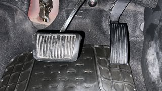 Used 2017 Hyundai Grand i10 [2017-2020] Magna AT 1.2 Kappa VTVT Petrol Automatic interior PEDALS VIEW
