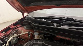 Used 2021 Maruti Suzuki Vitara Brezza [2020-2022] ZXI AT Petrol Automatic engine ENGINE RIGHT SIDE HINGE & APRON VIEW