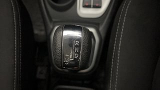 Used 2018 Datsun Redi-GO [2015-2019] T(O) 1.0 AMT Petrol Automatic interior GEAR  KNOB VIEW
