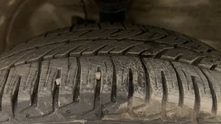 Used 2015 Maruti Suzuki Wagon R 1.0 [2010-2019] VXi Petrol Manual tyres RIGHT FRONT TYRE TREAD VIEW