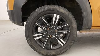 Used 2023 Renault Kwid CLIMBER 1.0 AMT Petrol Automatic tyres RIGHT REAR TYRE RIM VIEW