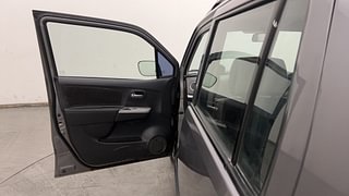 Used 2012 Maruti Suzuki Wagon R 1.0 [2010-2019] LXi Petrol Manual interior LEFT FRONT DOOR OPEN VIEW