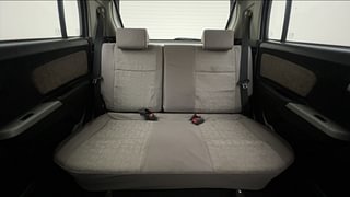 Used 2015 Maruti Suzuki Wagon R 1.0 [2010-2019] VXi Petrol Manual interior REAR SEAT CONDITION VIEW