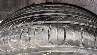 Used 2017 Maruti Suzuki Dzire [2017-2020] ZXi AMT Petrol Automatic tyres RIGHT REAR TYRE TREAD VIEW