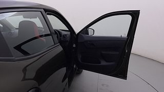 Used 2022 Renault Kwid 1.0L RXT(O) AMT Petrol Automatic interior RIGHT FRONT DOOR OPEN VIEW