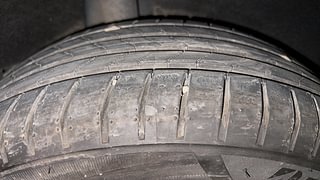 Used 2018 Maruti Suzuki Baleno [2015-2019] Alpha AT Petrol Petrol Automatic tyres RIGHT REAR TYRE TREAD VIEW