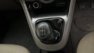 Used 2012 Hyundai i10 Sportz 1.2 Kappa2 Petrol Manual interior GEAR  KNOB VIEW