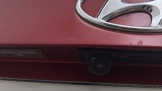 Used 2019 Hyundai Verna [2017-2020] 1.6 VTVT SX + AT Petrol Automatic top_features Rear camera