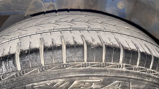 Used 2018 Hyundai Eon [2011-2018] Sportz Petrol Manual tyres RIGHT REAR TYRE TREAD VIEW