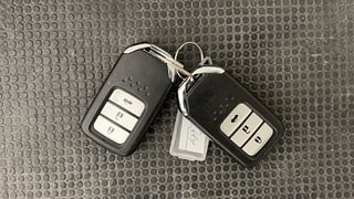 Used 2017 Honda City [2017-2020] ZX CVT Petrol Automatic extra CAR KEY VIEW