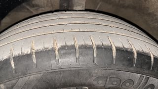 Used 2016 Maruti Suzuki Baleno [2015-2019] Zeta Petrol Petrol Manual tyres LEFT FRONT TYRE TREAD VIEW