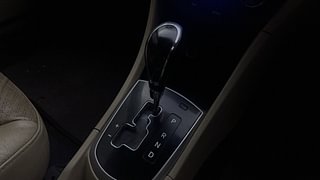 Used 2012 Hyundai Verna [2011-2015] Fluidic 1.6 CRDi SX Opt AT Diesel Automatic interior GEAR  KNOB VIEW