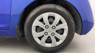Used 2018 Hyundai Eon [2011-2018] Sportz Petrol Manual tyres RIGHT FRONT TYRE RIM VIEW