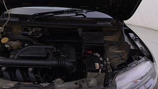 Used 2022 Renault Kwid 1.0L RXT(O) AMT Petrol Automatic engine ENGINE LEFT SIDE HINGE & APRON VIEW