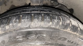Used 2020 Maruti Suzuki Swift [2017-2021] VXI AMT Petrol Automatic tyres RIGHT FRONT TYRE TREAD VIEW