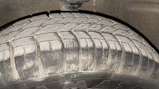 Used 2017 Maruti Suzuki Alto 800 [2016-2019] Lxi Petrol Manual tyres LEFT FRONT TYRE TREAD VIEW