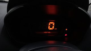 Used 2016 Renault Kwid [2015-2019] RXT Petrol Manual interior CLUSTERMETER VIEW