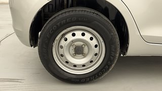 Used 2011 Maruti Suzuki Swift [2011-2017] LXi Petrol Manual tyres RIGHT REAR TYRE RIM VIEW