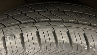 Used 2022 Toyota Glanza V Petrol Manual tyres LEFT FRONT TYRE TREAD VIEW