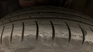 Used 2019 Hyundai Elite i20 [2018-2020] Asta 1.2 Petrol Manual tyres LEFT FRONT TYRE TREAD VIEW