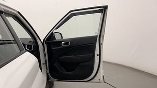 Used 2020 Hyundai Venue [2019-2022] SX Plus 1.0 Turbo DCT Petrol Automatic interior RIGHT FRONT DOOR OPEN VIEW