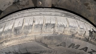 Used 2020 Maruti Suzuki Swift [2017-2021] VXI AMT Petrol Automatic tyres LEFT FRONT TYRE TREAD VIEW