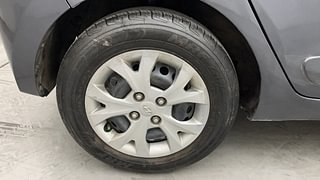 Used 2016 Hyundai Grand i10 Sportz 1.2 Kappa VTVT Petrol Manual tyres RIGHT REAR TYRE RIM VIEW