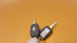 Used 2023 Renault Kwid CLIMBER 1.0 AMT Petrol Automatic extra CAR KEY VIEW