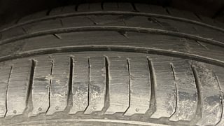 Used 2018 Hyundai Elite i20 [2014-2018] Asta 1.2 Petrol Manual tyres RIGHT FRONT TYRE TREAD VIEW