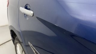 Used 2017 maruti-suzuki Ciaz Zeta Petrol AT Petrol Automatic dents MINOR DENT