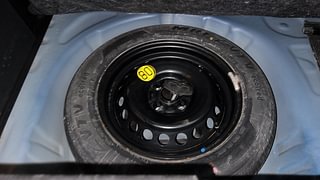 Used 2020 maruti-suzuki Baleno Zeta CVT Petrol Petrol Automatic tyres SPARE TYRE VIEW