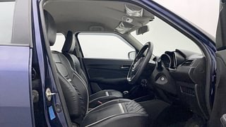 Used 2020 Maruti Suzuki Swift [2017-2021] VXI AMT Petrol Automatic interior RIGHT SIDE FRONT DOOR CABIN VIEW