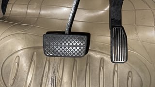 Used 2016 Honda City [2014-2017] VX CVT Petrol Automatic interior PEDALS VIEW