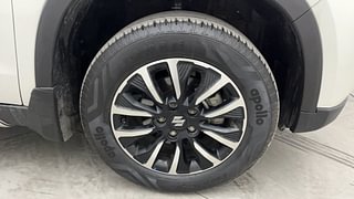 Used 2021 Maruti Suzuki Vitara Brezza [2020-2022] ZXI Plus Petrol Manual tyres RIGHT FRONT TYRE RIM VIEW